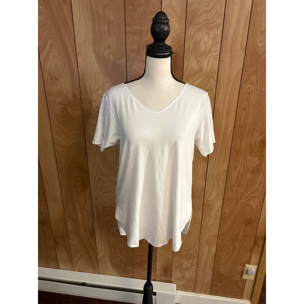 Uniqlo AIRism White V-Neck Short Sleeve T-Shirt Curved Hem XS 446584
